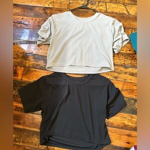 2 Pack Cropped Flowy Athletic T’s